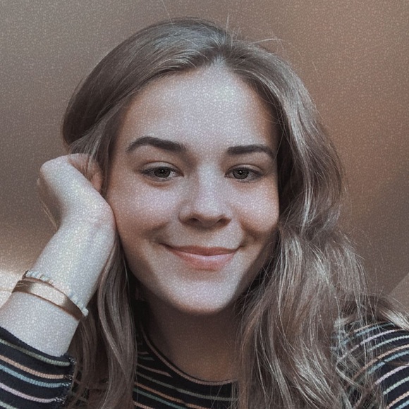 Meet your Posher, Eva - Picture 1 of 1